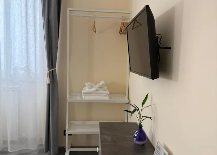 Frühstückspension Hulin 4*